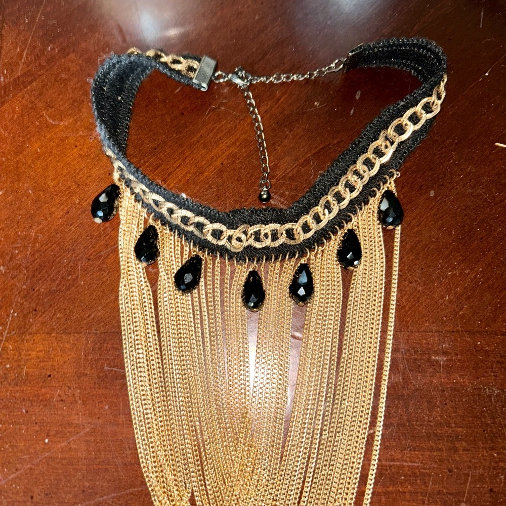 Honora necklace choker